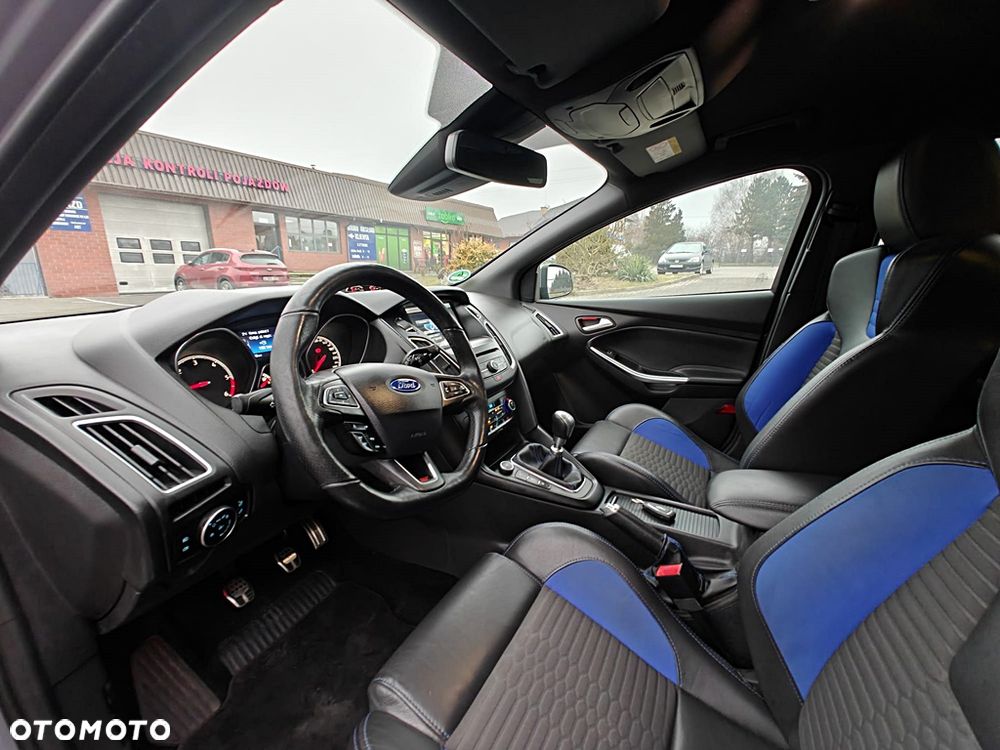 Ford Focus 2.0 TDCi ST - 16