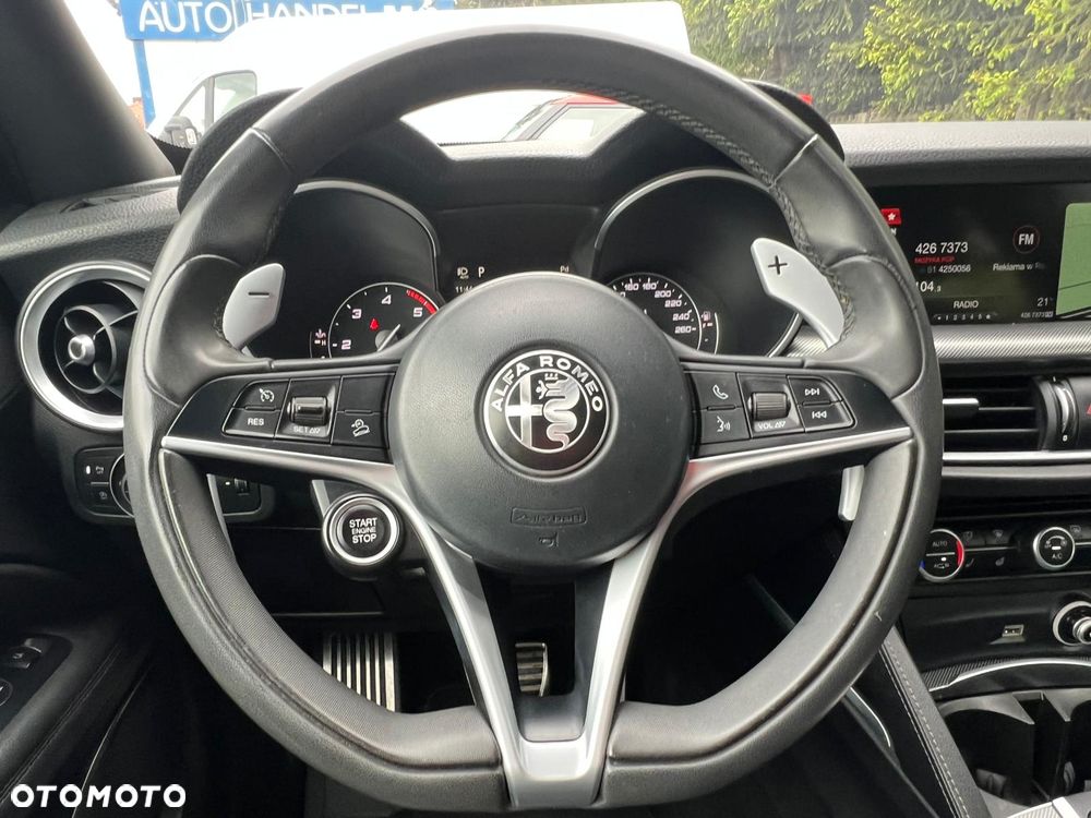 Alfa Romeo Stelvio 2.2 JTDM Executive Q4 - 29