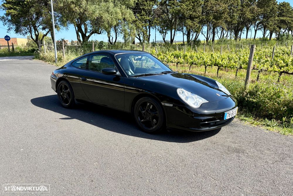 Porsche 911 (996) Carrera - 8