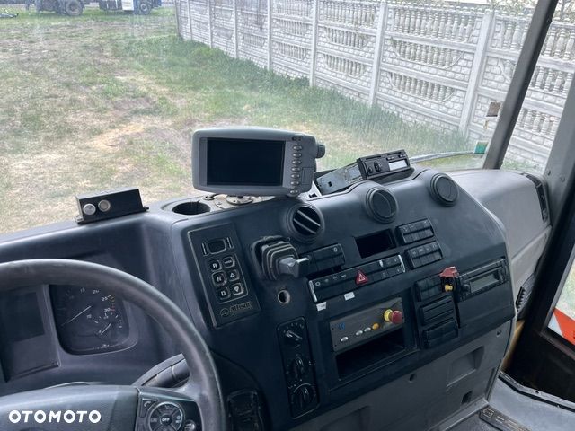Mercedes-Benz Econic - 7