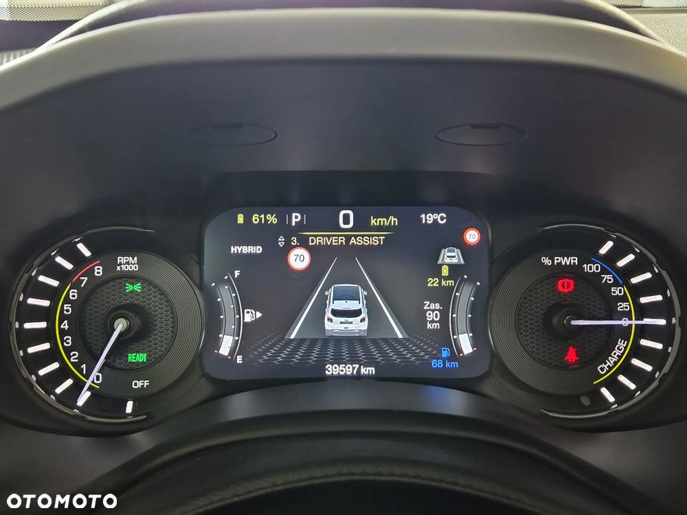 Jeep Renegade - 19