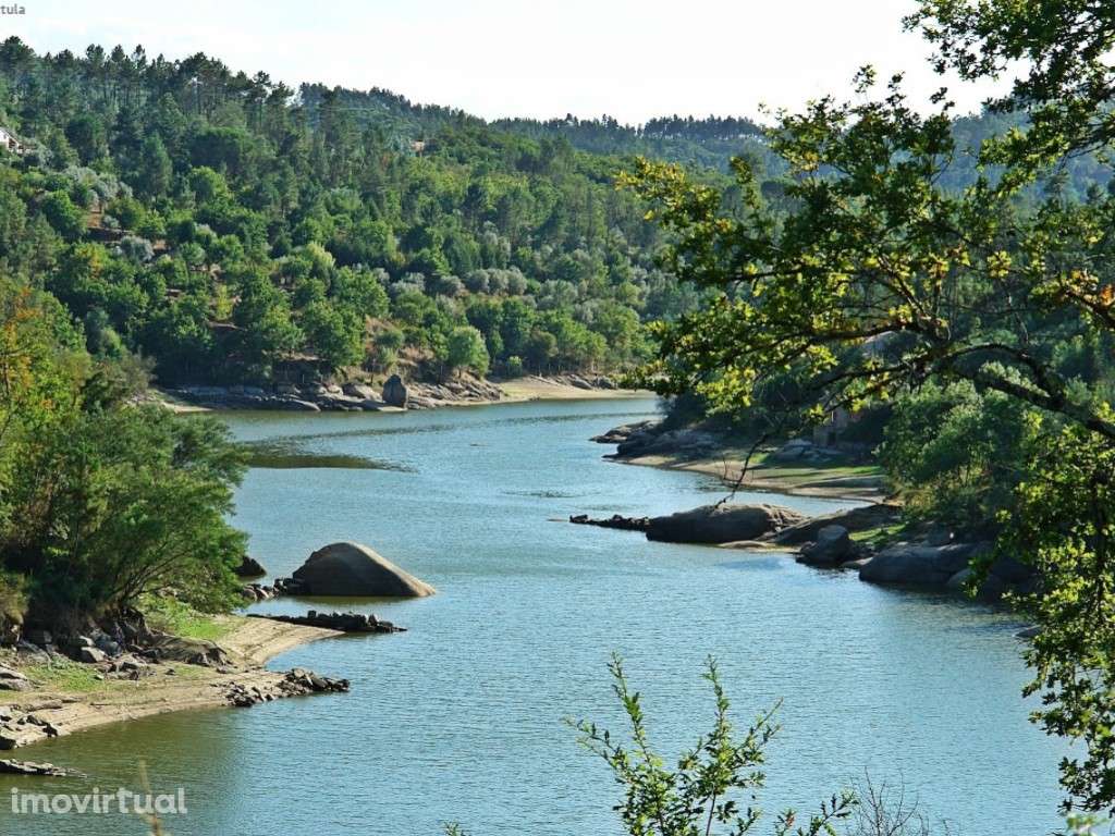 Vende-se Lote de Terreno para construção de Moradia Unifamiliar em ... - Grande imagem: 2/8