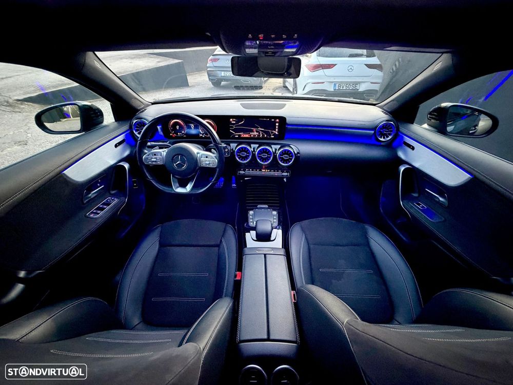 Mercedes-Benz A 200 Limousine 7G-DCT AMG Line - 29