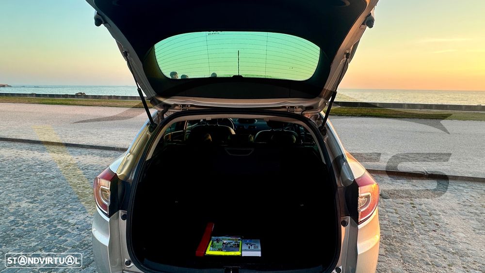 Renault Mégane Sport Tourer 1.5 dCi GT Line J18 — fotografia 17
