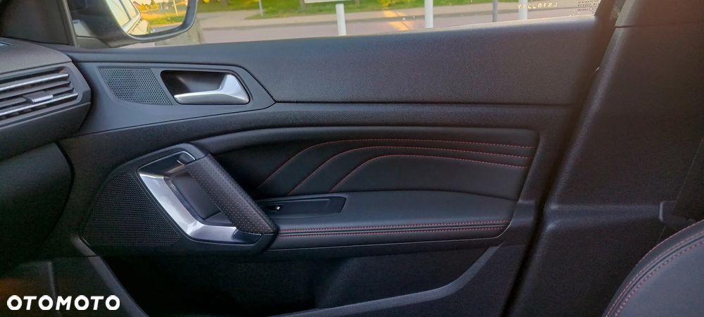 Peugeot 308 PureTech 263 Stop & Start GTi by Sport - 27