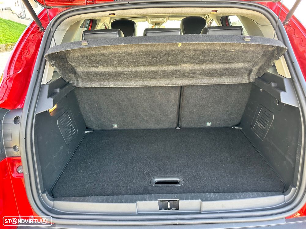 Renault Captur dCi 90 EDC Helly Hansen - 28