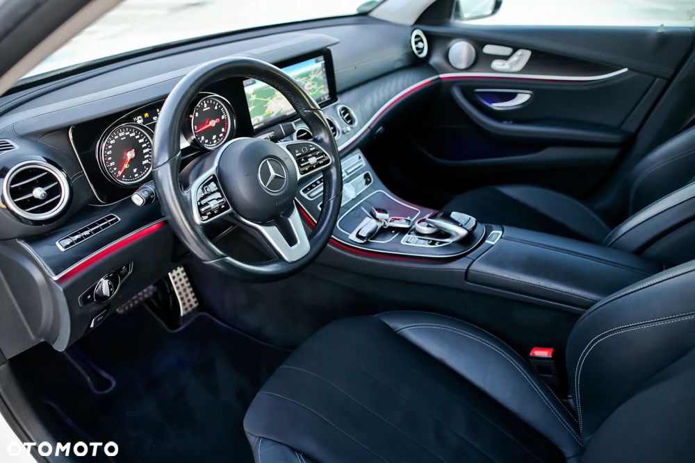 Mercedes-Benz Klasa E 220 d 4Matic All-Terrain 9G-TRONIC Avantgarde - 15