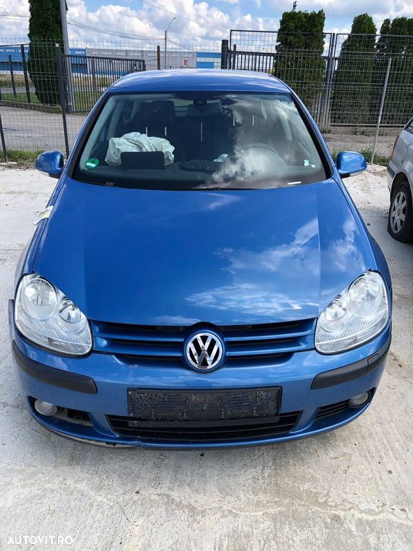Dezmembrez VW Golf V 1.4 FSI 2005 90CP