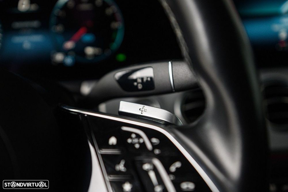 Mercedes-Benz E 300 de Avantgarde - 43