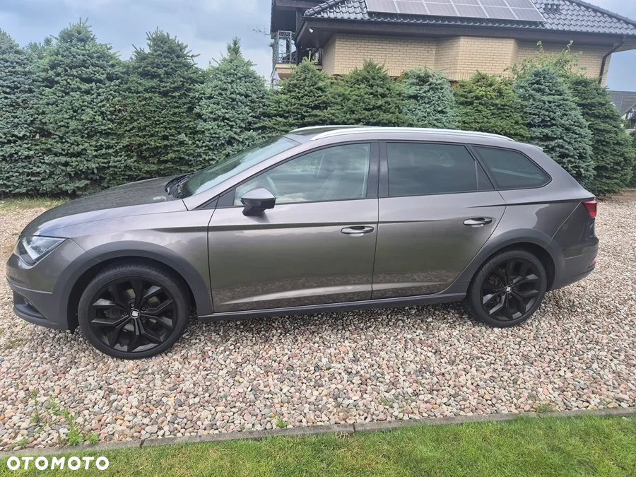 Seat Leon 2.0 TDI X-Perience S&S 4Drive - 6