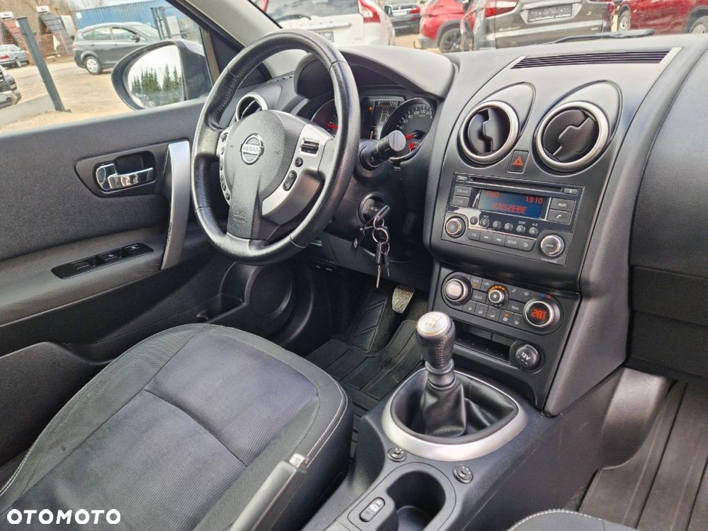 Nissan Qashqai - 22
