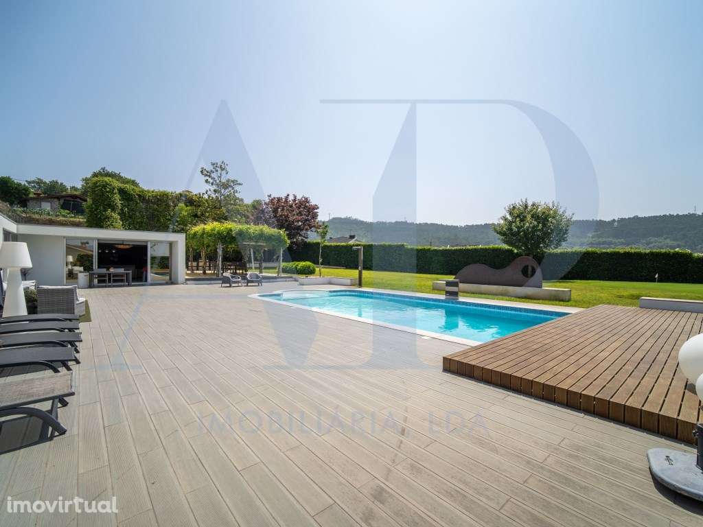 Moradia T4 +1 com piscina - Grande imagem: 2/34