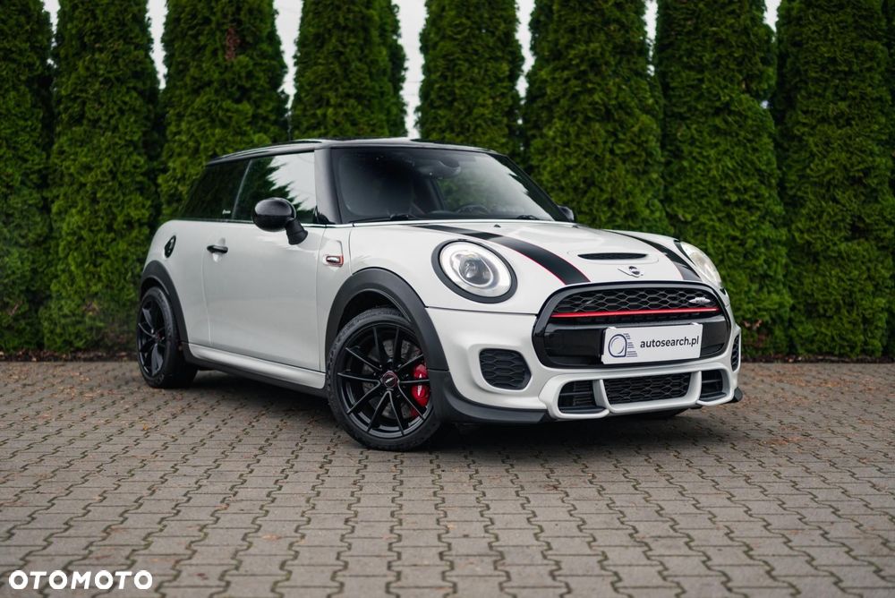 MINI John Cooper Works - 4
