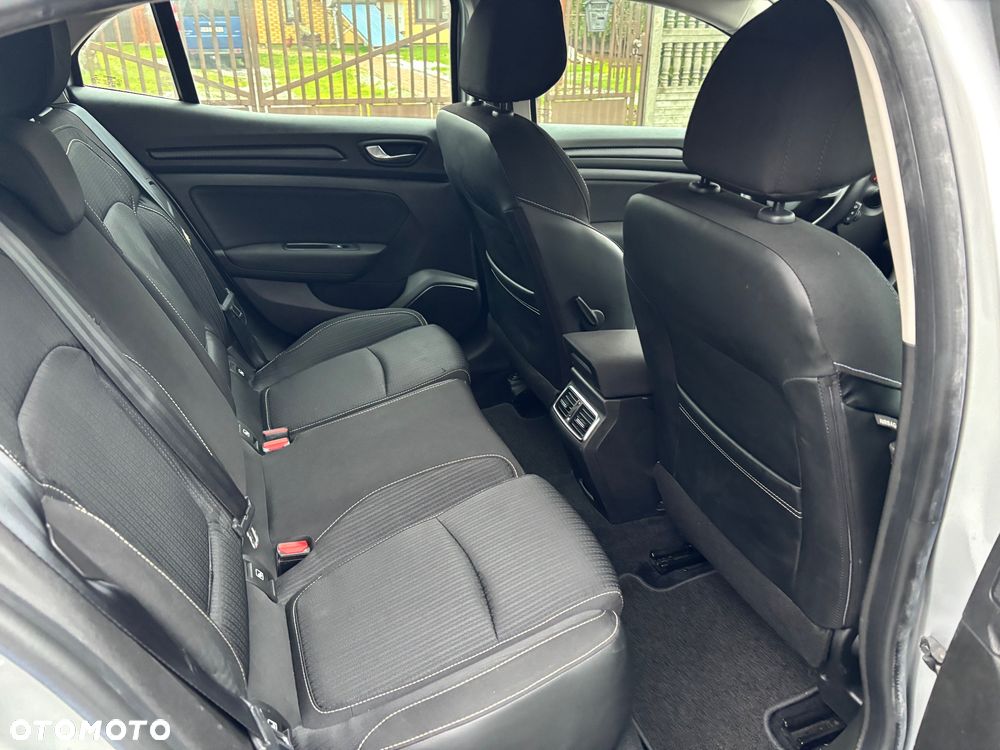Renault Megane 1.5 Blue dCi Intens EDC - 16
