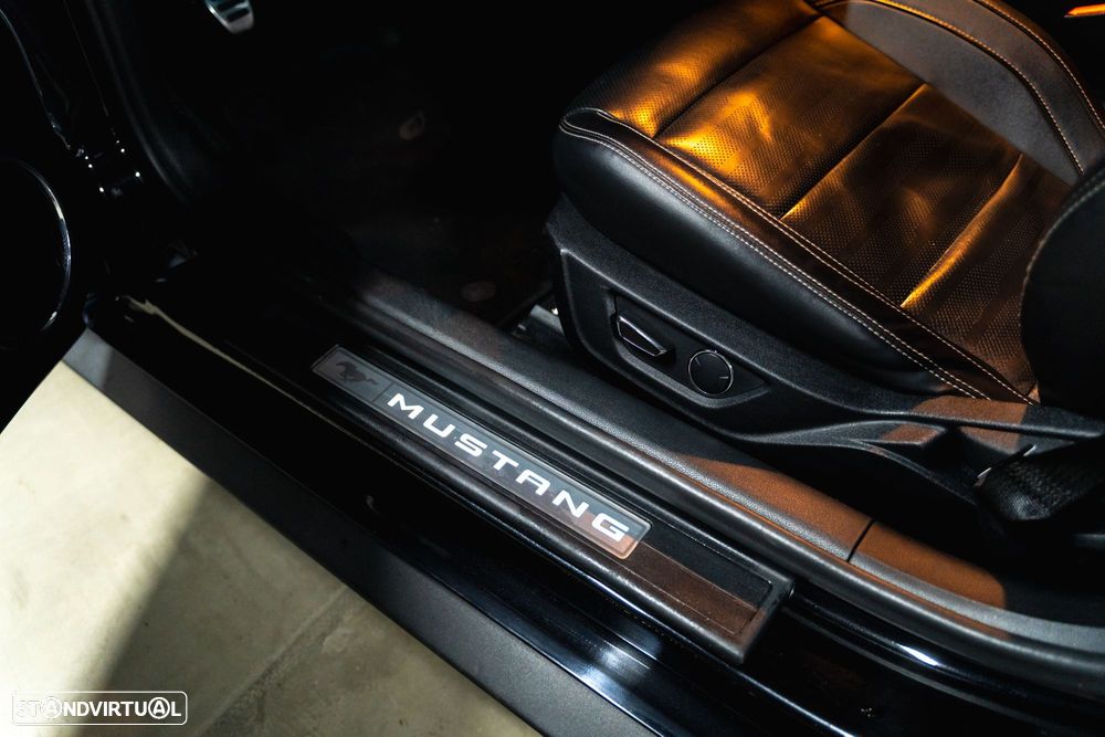 Ford Mustang 2.3i EcoBoost - 8