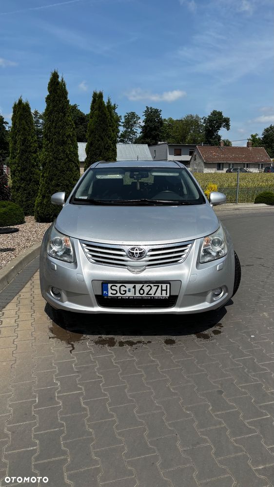 Toyota Avensis 2.2 D-CAT Premium - 3