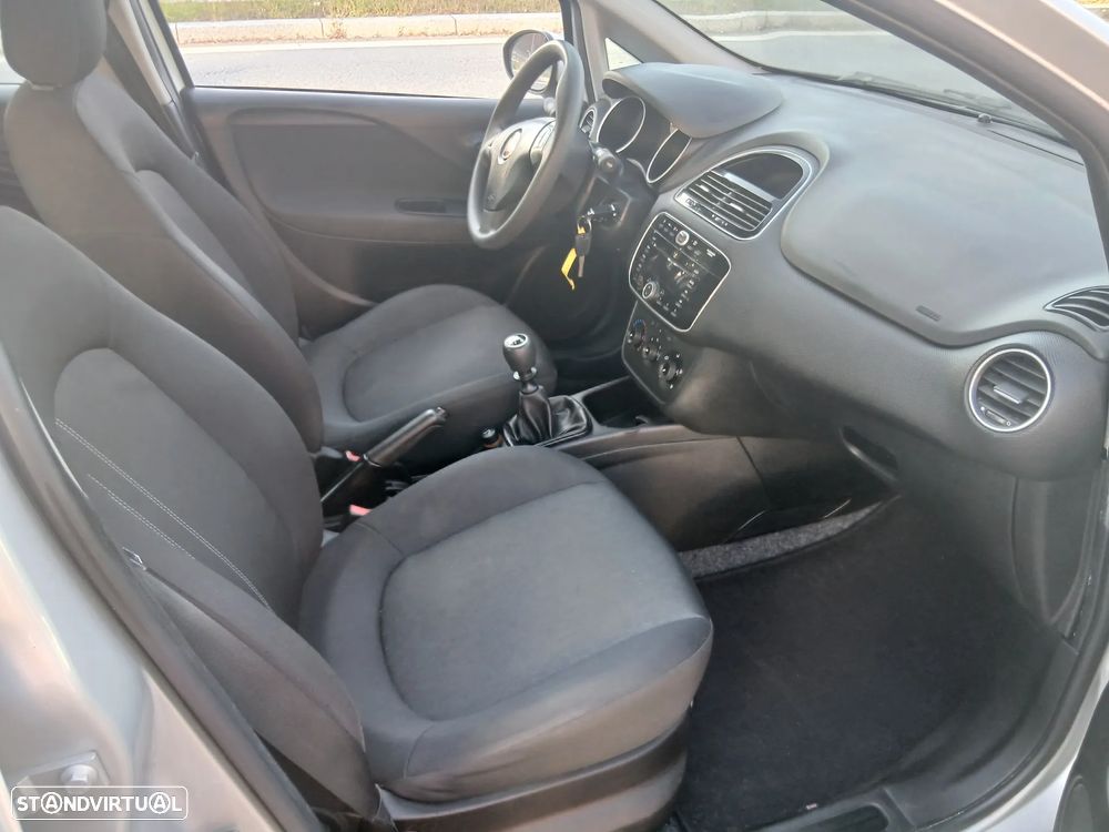 Fiat Grande Punto ver-1-2-free-start-stop - 7