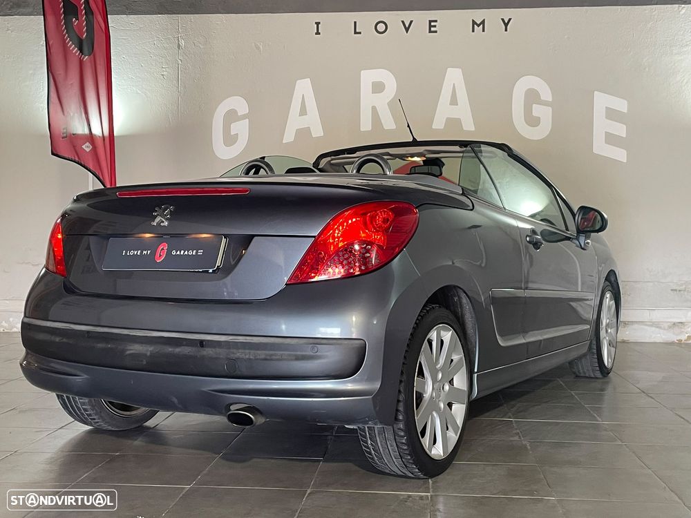 Peugeot 207 CC 1.6 HDi FAP Sport - 26