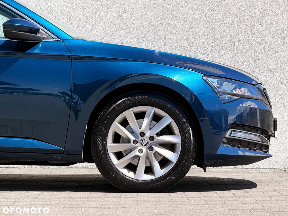 Skoda Superb 2.0 TDI SCR 4x4 Style DSG - 5