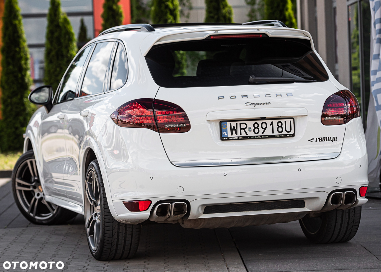 Porsche Cayenne Diesel Platinum Edition - 4