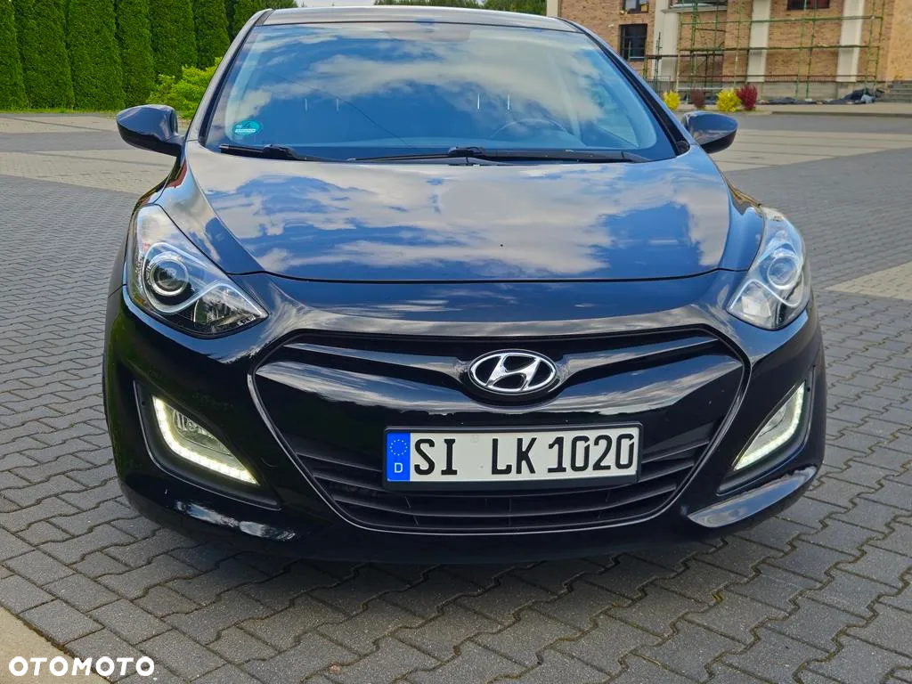 Hyundai i30 1.4 Fifa World Cup Edition - 32