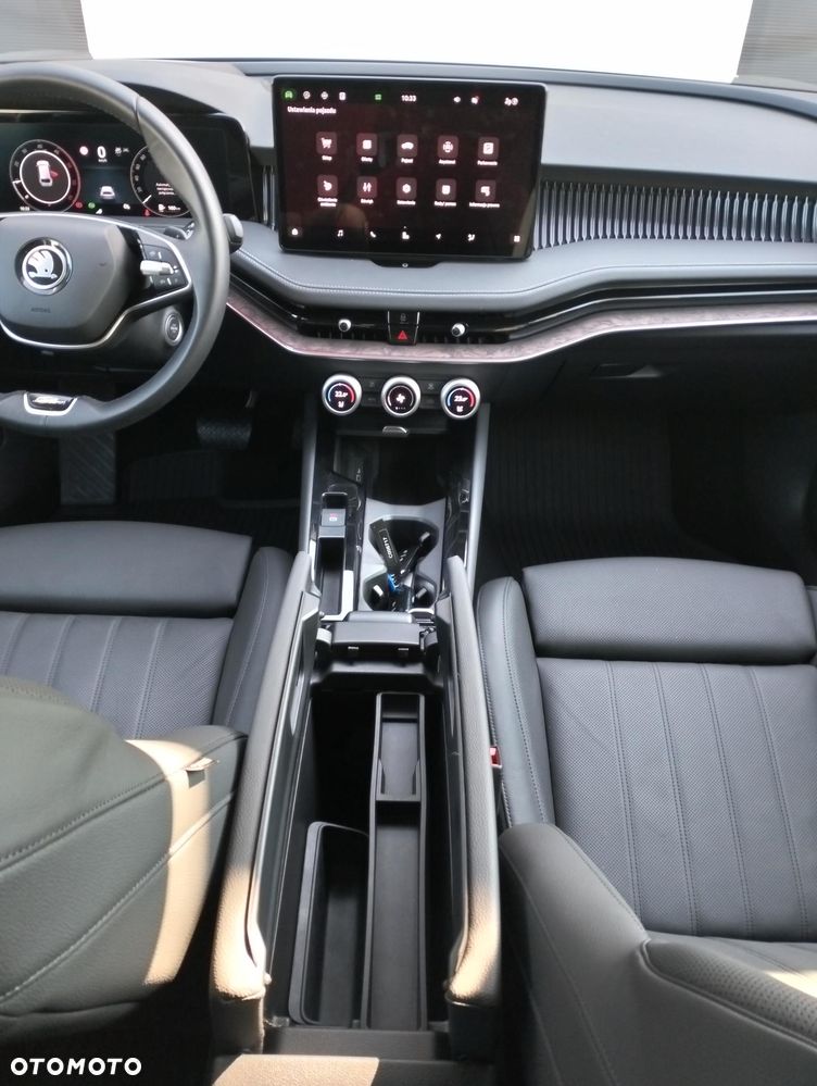 Skoda Superb 2.0 TDI SCR 4x4 L&K DSG - 23