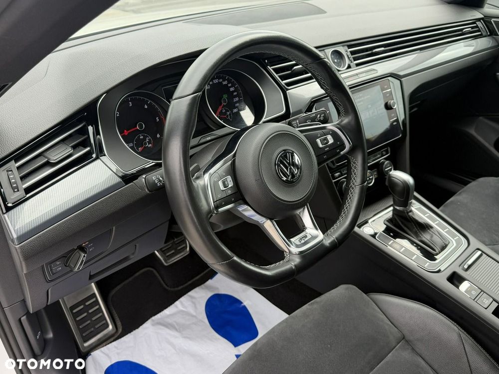 Volkswagen Arteon 2.0 TDI R-Line DSG - 24