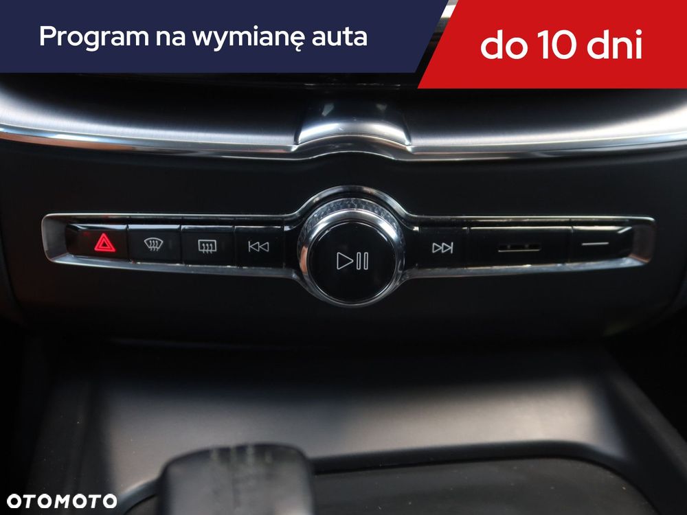 Volvo XC 60 - 18