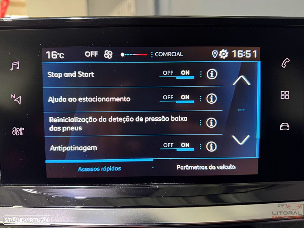 Peugeot 208 1.2 PureTech SE Style - 31