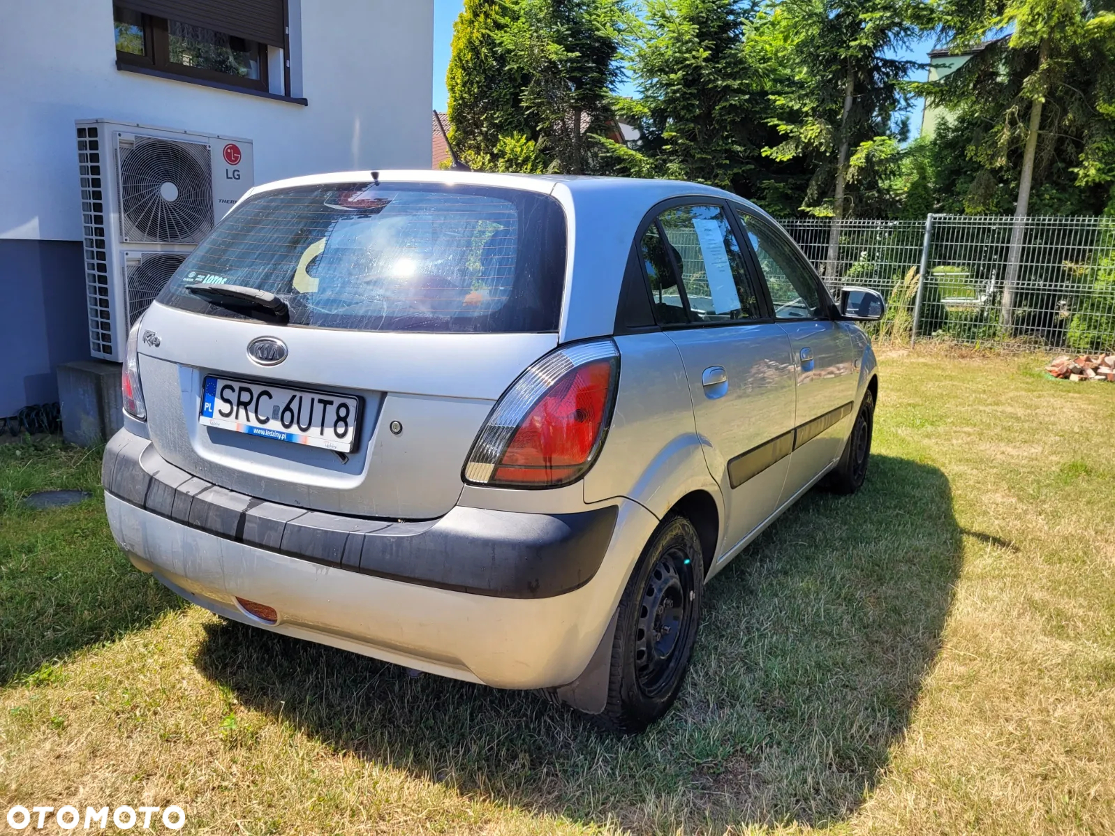 Kia Rio - 5