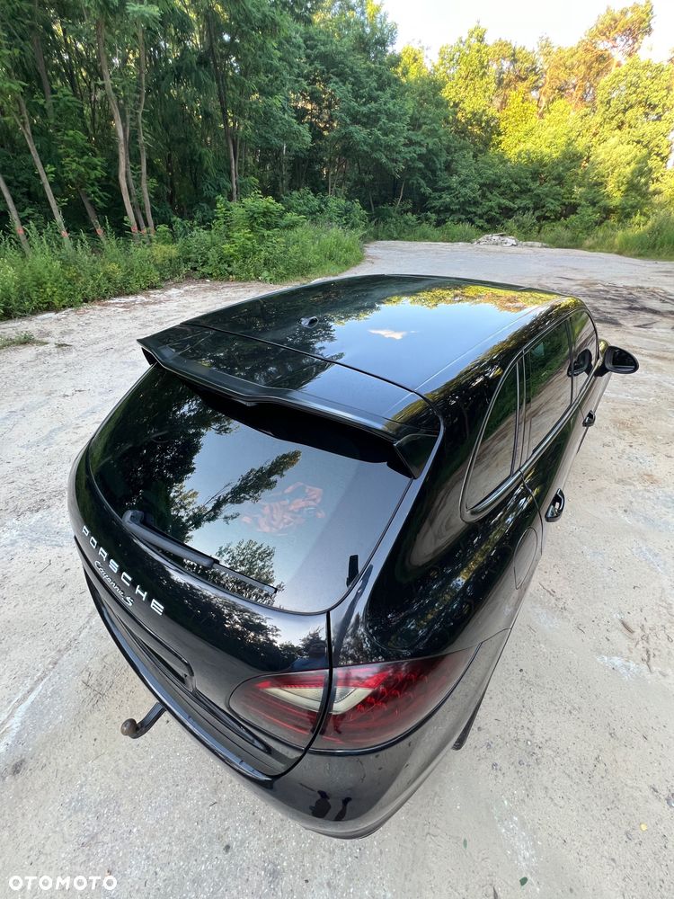 Porsche Cayenne S - 11