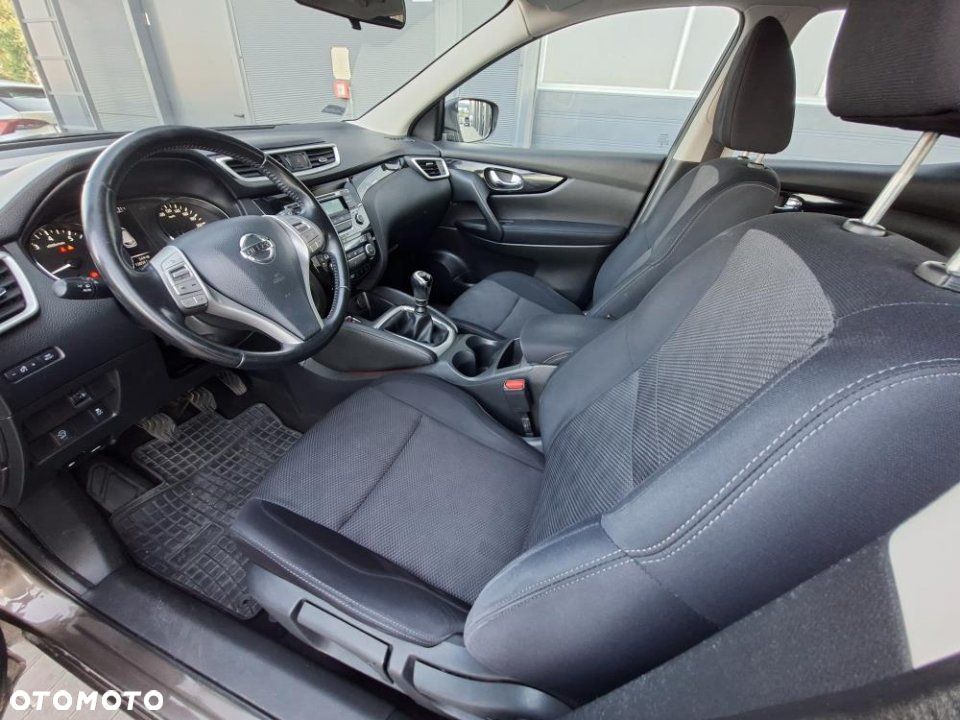 Nissan Qashqai - 10