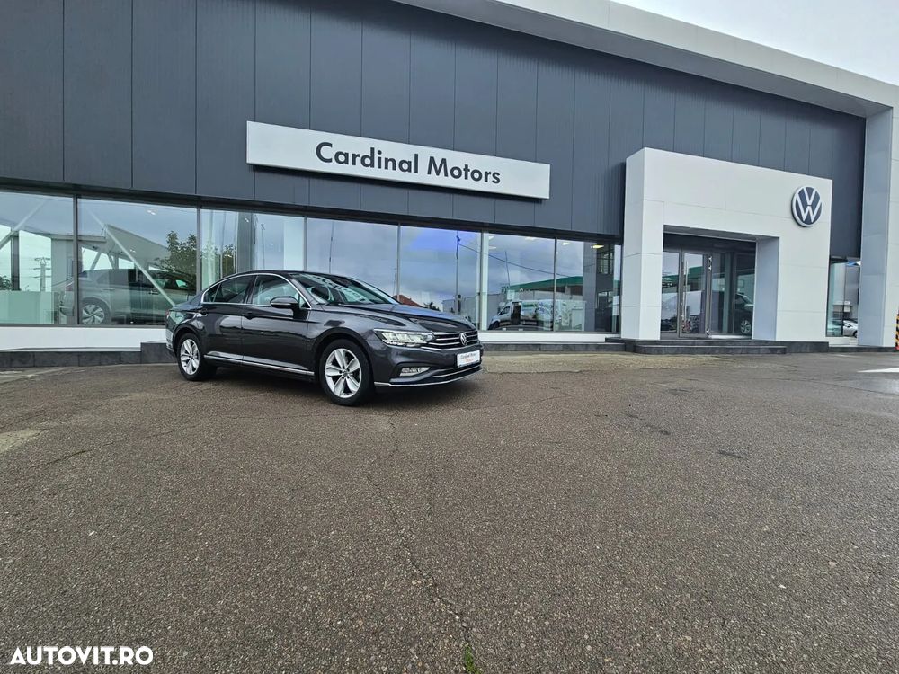 Volkswagen Passat 2.0 TDI DSG Highline - 2