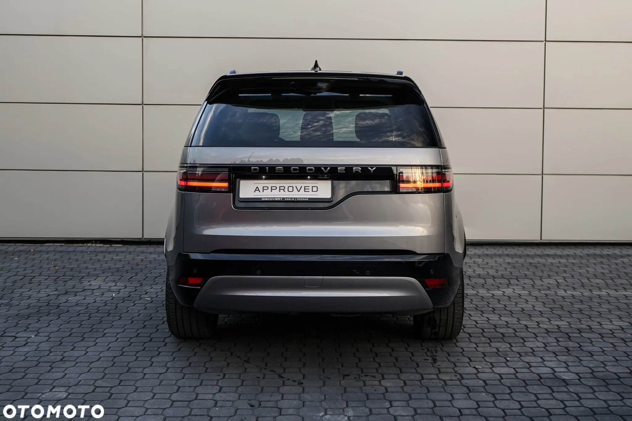 Land Rover Discovery D250 Dynamic SE - 24