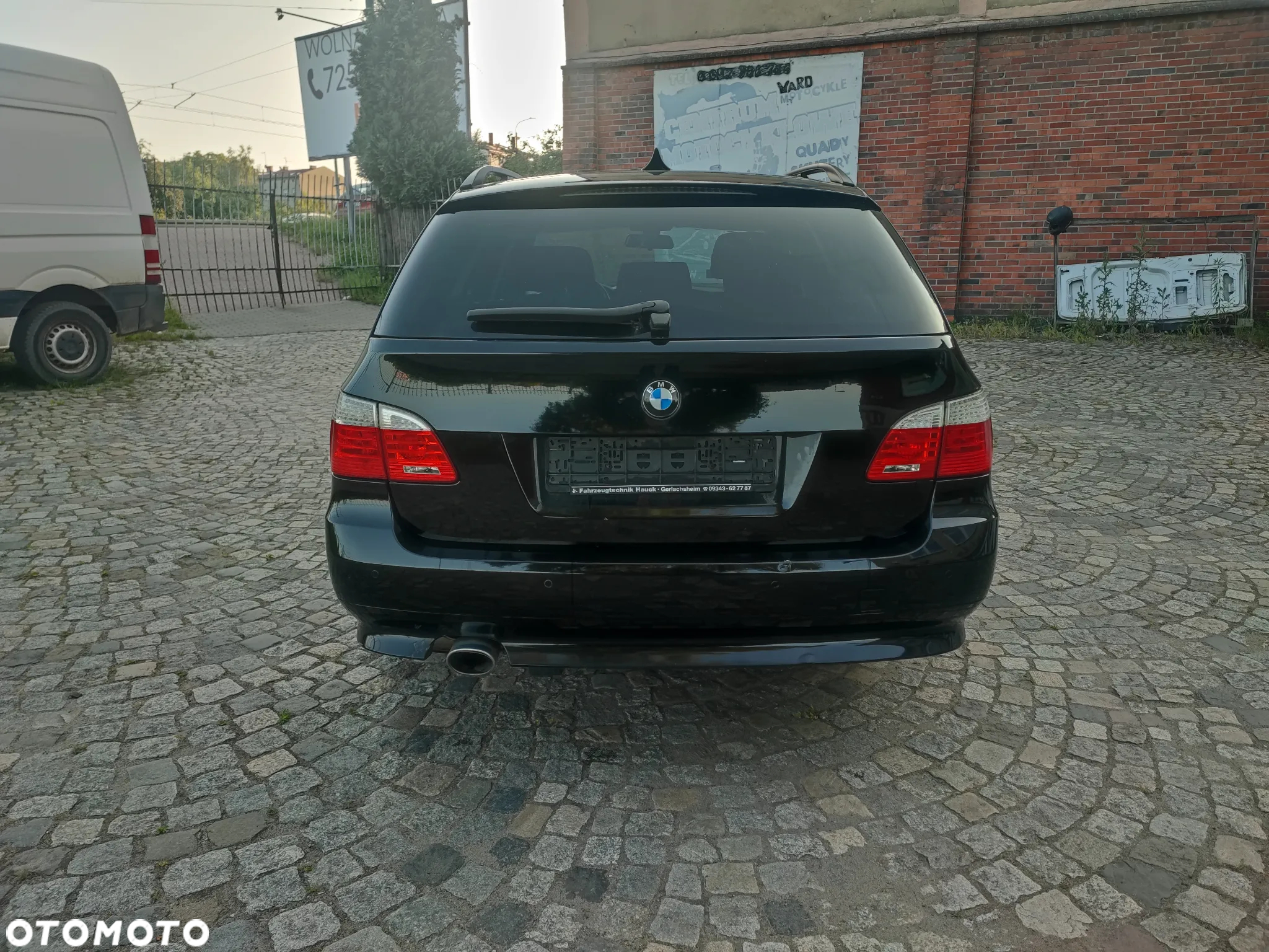 BMW Seria 5 520d Touring - 13