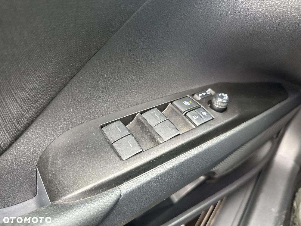 Toyota Camry 2.5 Hybrid Comfort CVT - 20