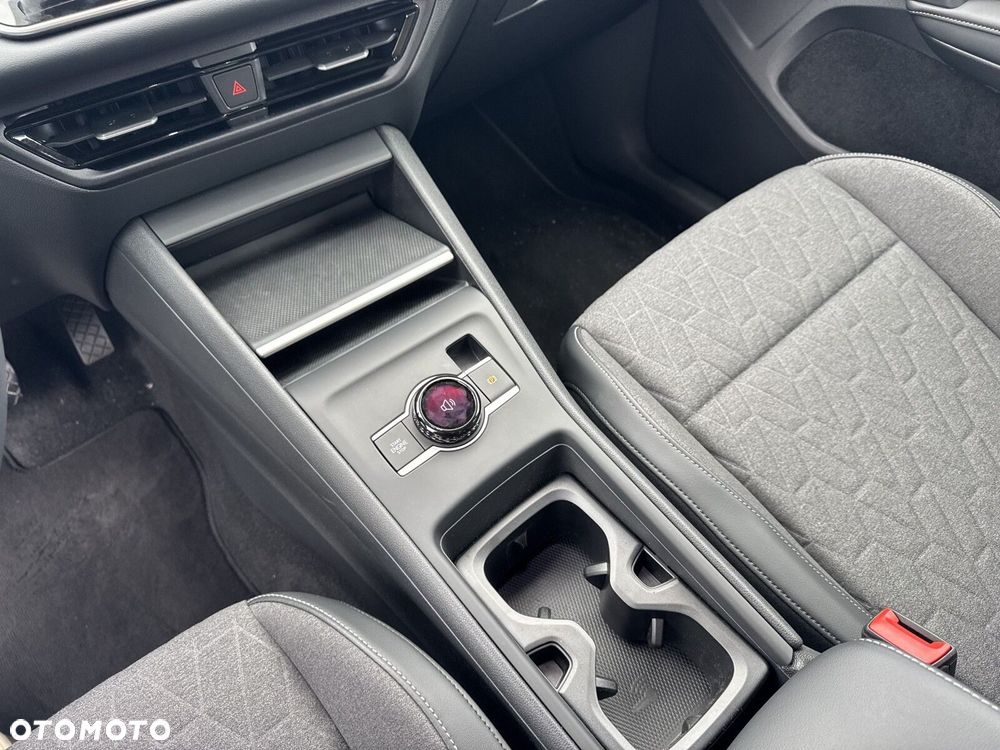 Volkswagen Tiguan - 16
