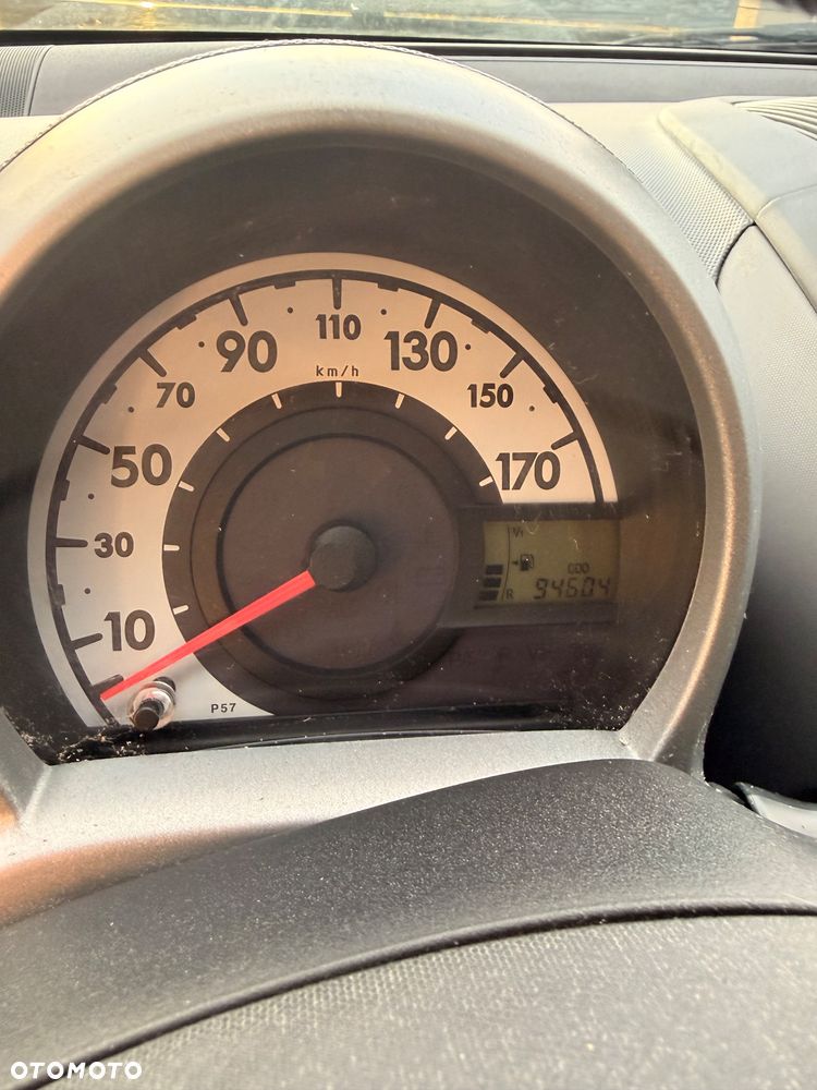 Peugeot 107 1.0 Trendy - 7