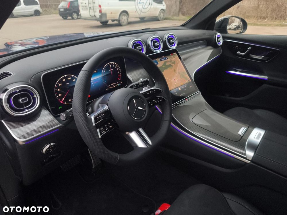 Mercedes-Benz GLC - 11