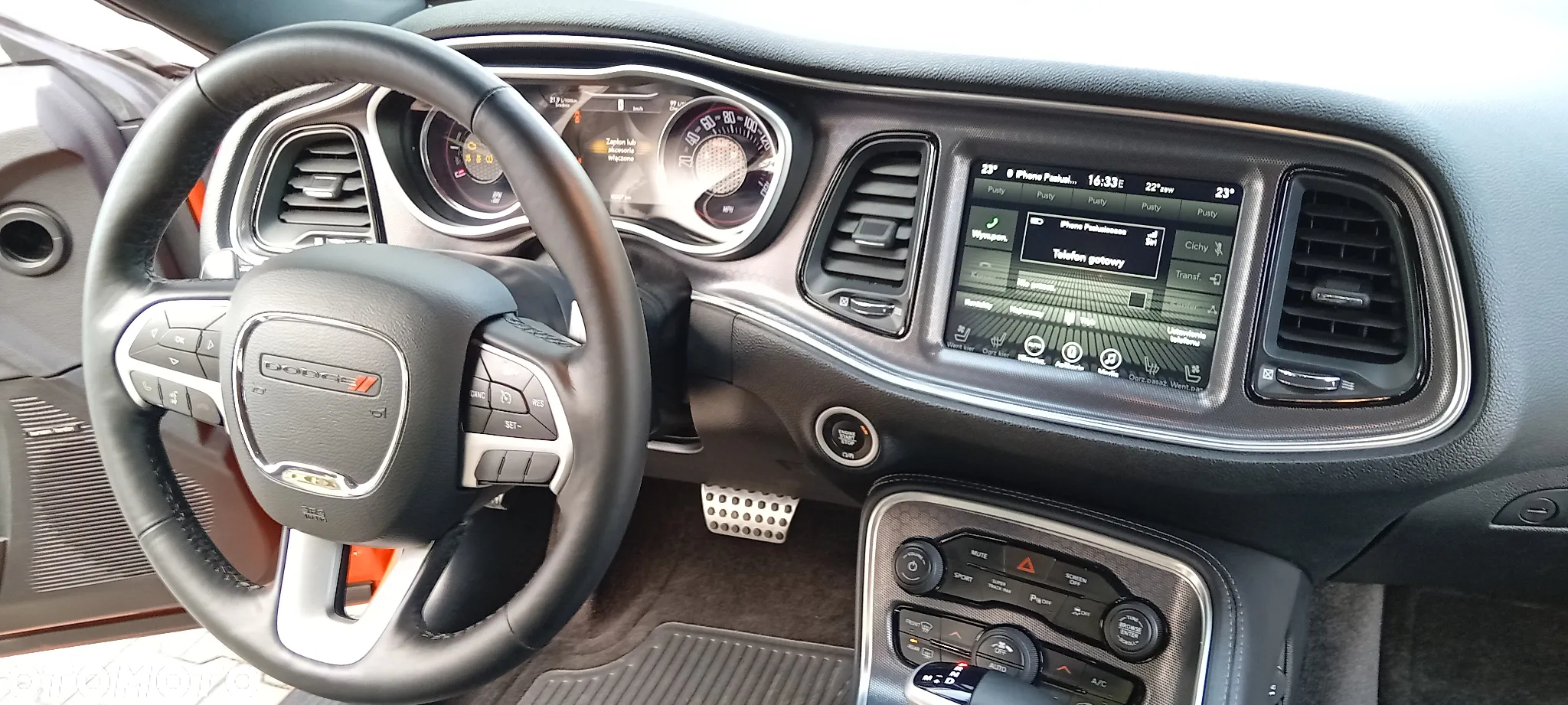 Dodge Challenger Automatik R/T Plus - 21