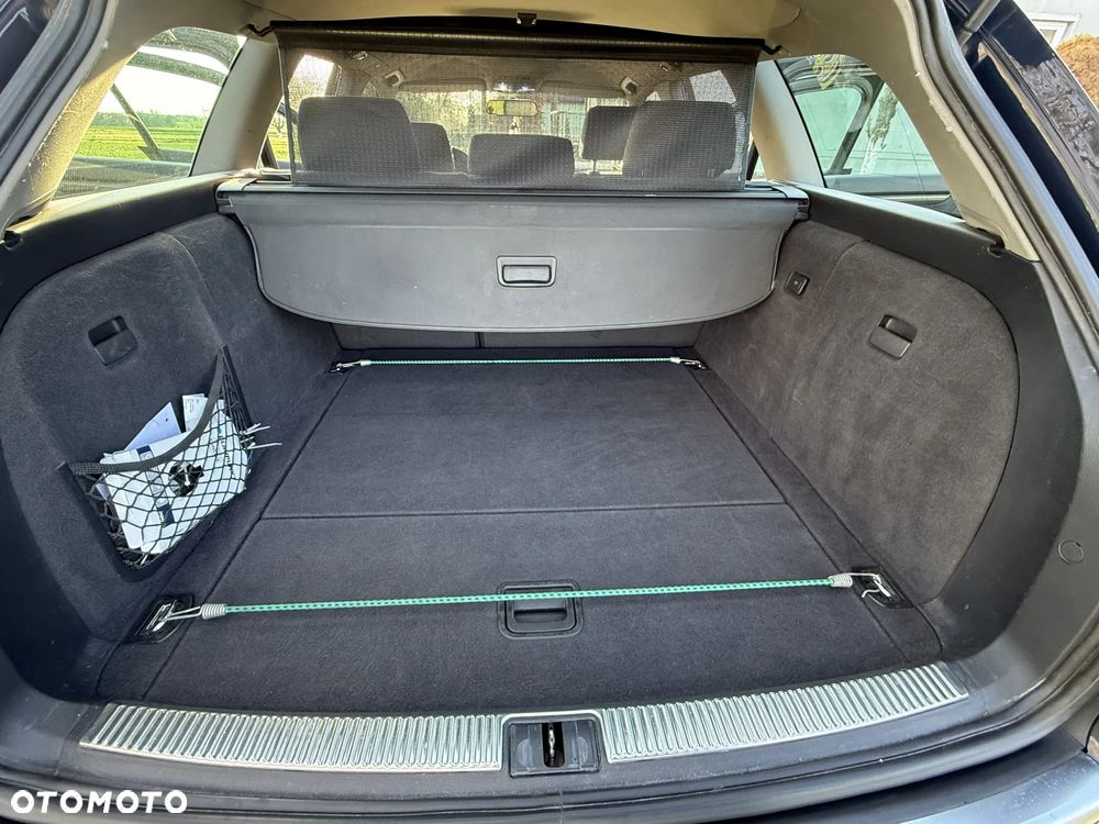 Audi A4 Avant - 16