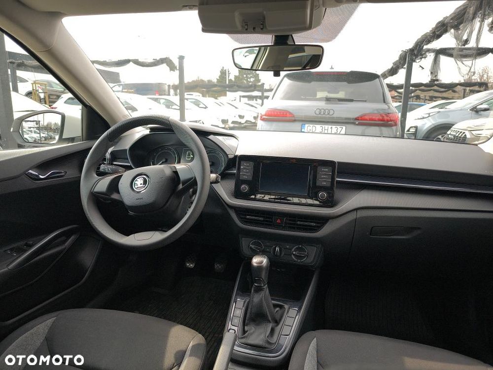 Skoda Fabia 1.0 Active - 9