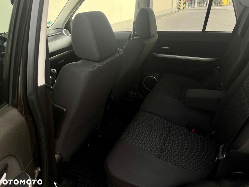 Suzuki Grand Vitara - 19
