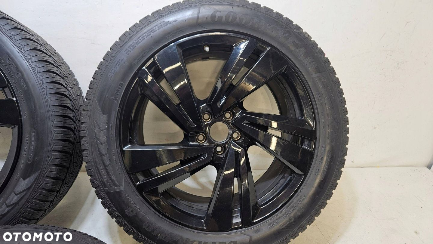 FELGI ALUMINIOWE VW TOUAREG III 30 9J ET33 5x112 760601025AA - 7