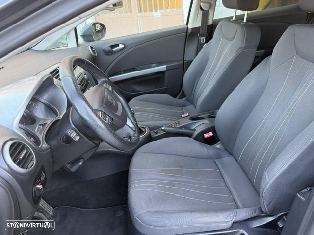 SEAT Leon 1.6 TDI ECOMOTIVE Style - 8