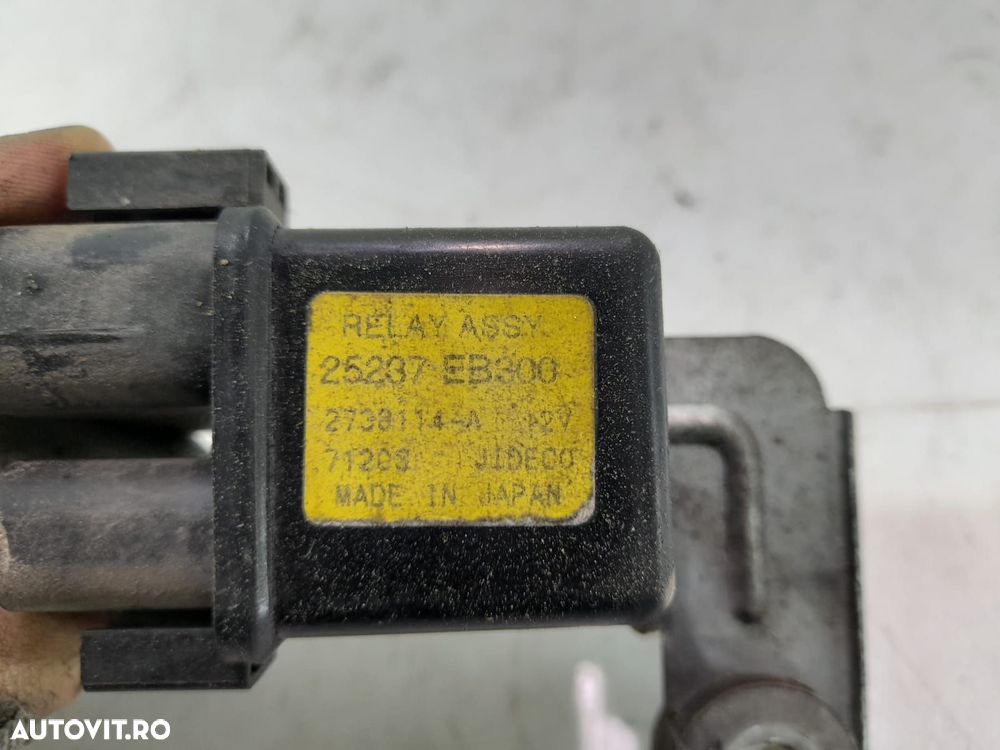 Releu bujii 25237 EB300 Nissan Pathfinder R51 [2004 - 2010] 2.5 dci Y - 2