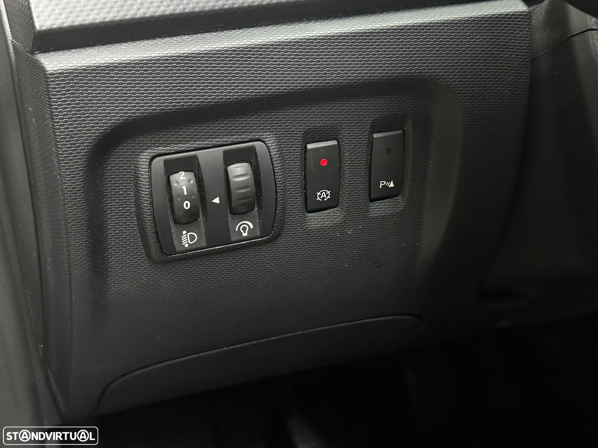 Renault Captur ENERGY dCi 90 S&S Intens - 13