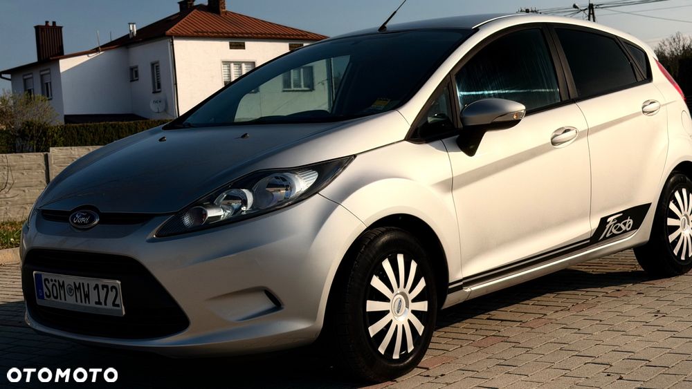 Ford Fiesta 1.25 Titanium - 10