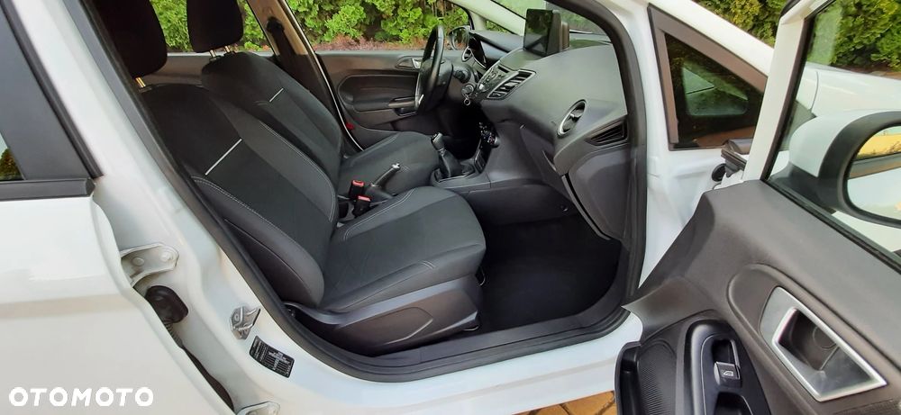 Ford Fiesta - 19
