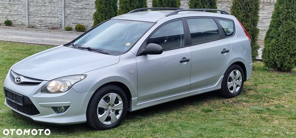 Hyundai i30 1.6 CRDi FIFA WM Edition - 3